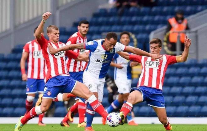 他在赛后强 他在赛后强